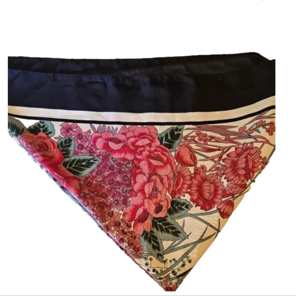 Overseas Advantage INC 100% polyester Blue& pink flowers 27